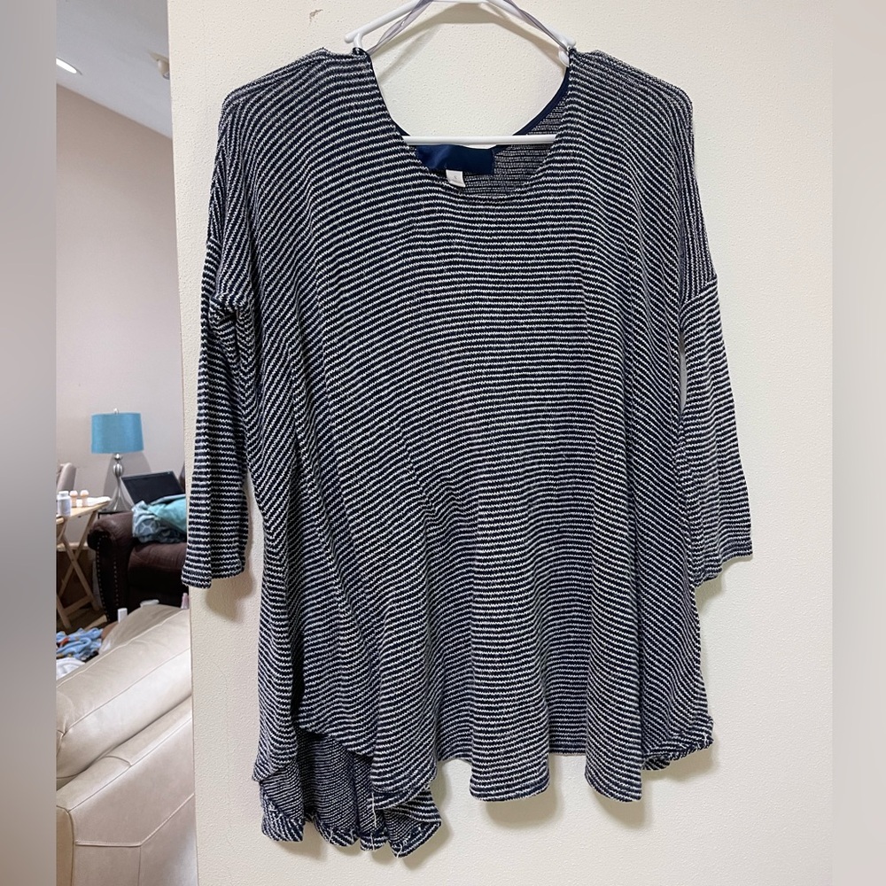 Francesca’s Sweater Top